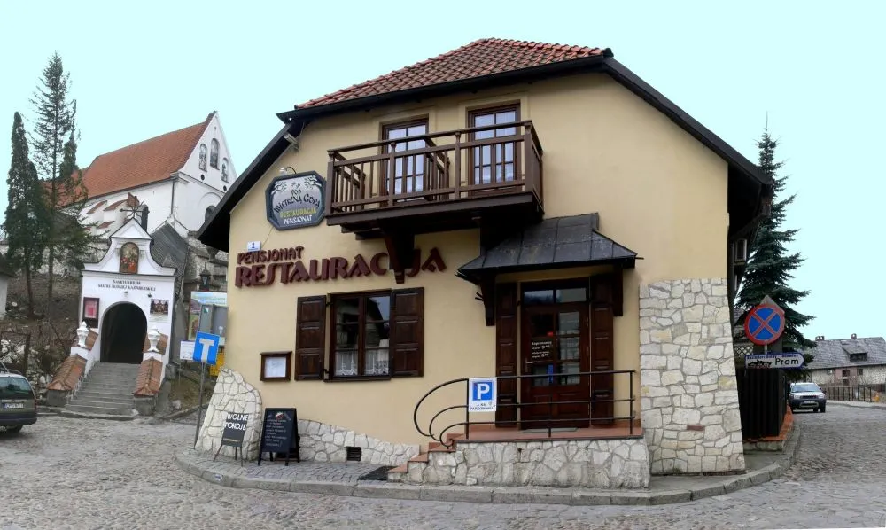 Restauracja - Pensjonat Pod Wietrzną Górą