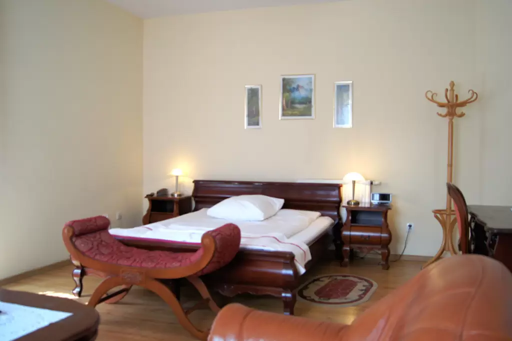 Baza noclegowa / pokoje hotelowe