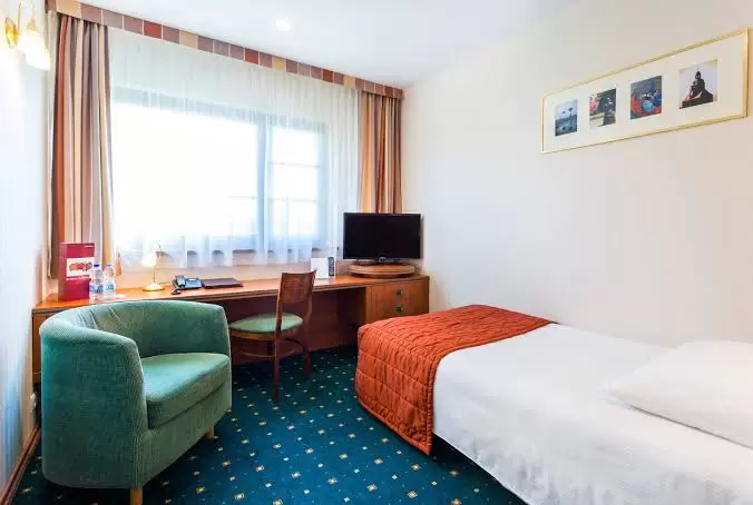 Baza noclegowa / pokoje hotelowe