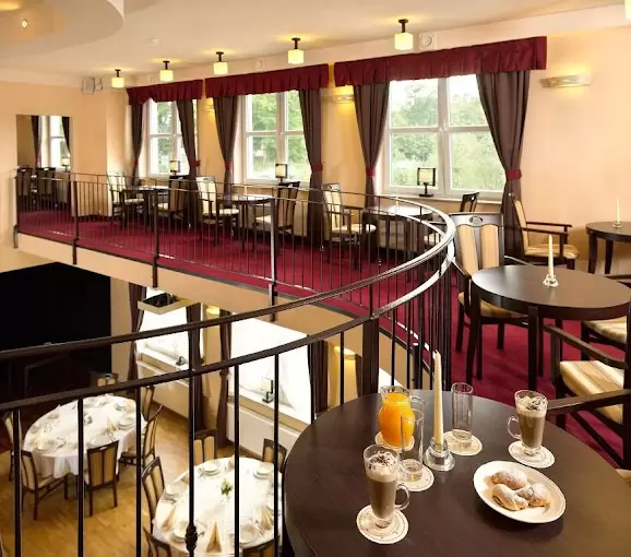 Sale szkoleniowe / zaplecze konferencyjne