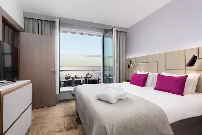 Baza noclegowa / pokoje hotelowe