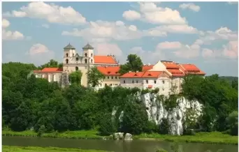 Zdjęcie obiektu Dom Gości Opactwa Benedyktynów w Tyńcu