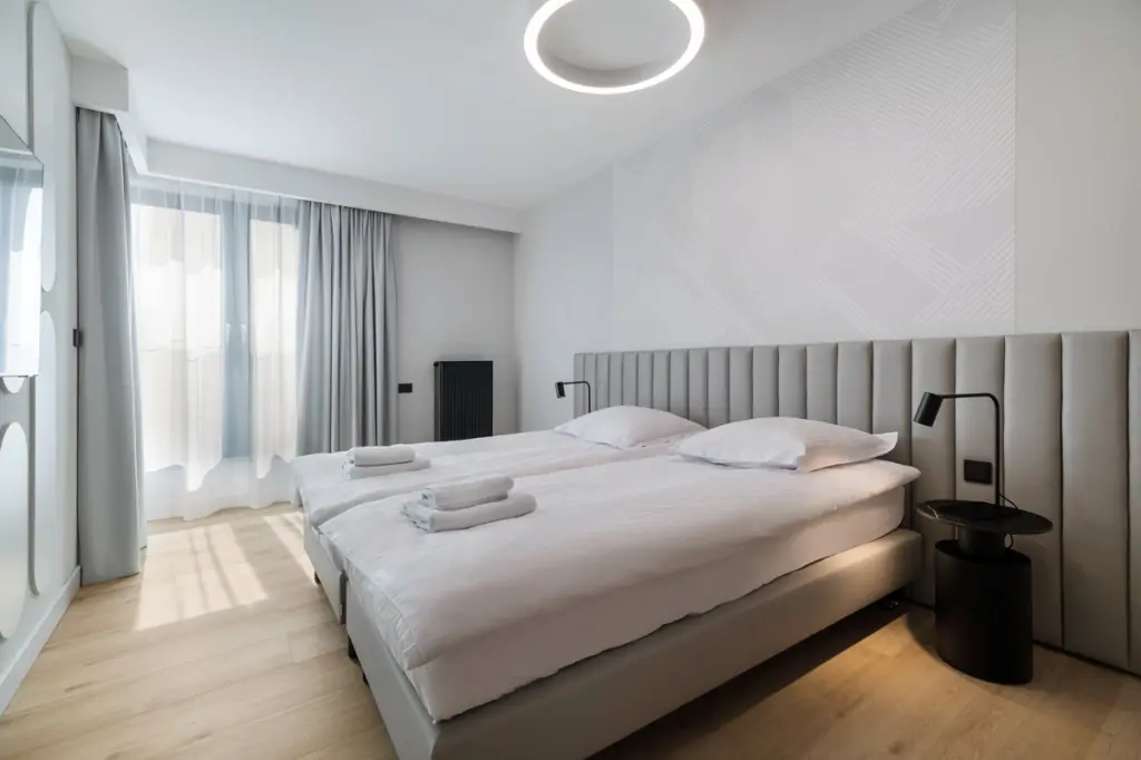 Baza noclegowa / pokoje hotelowe