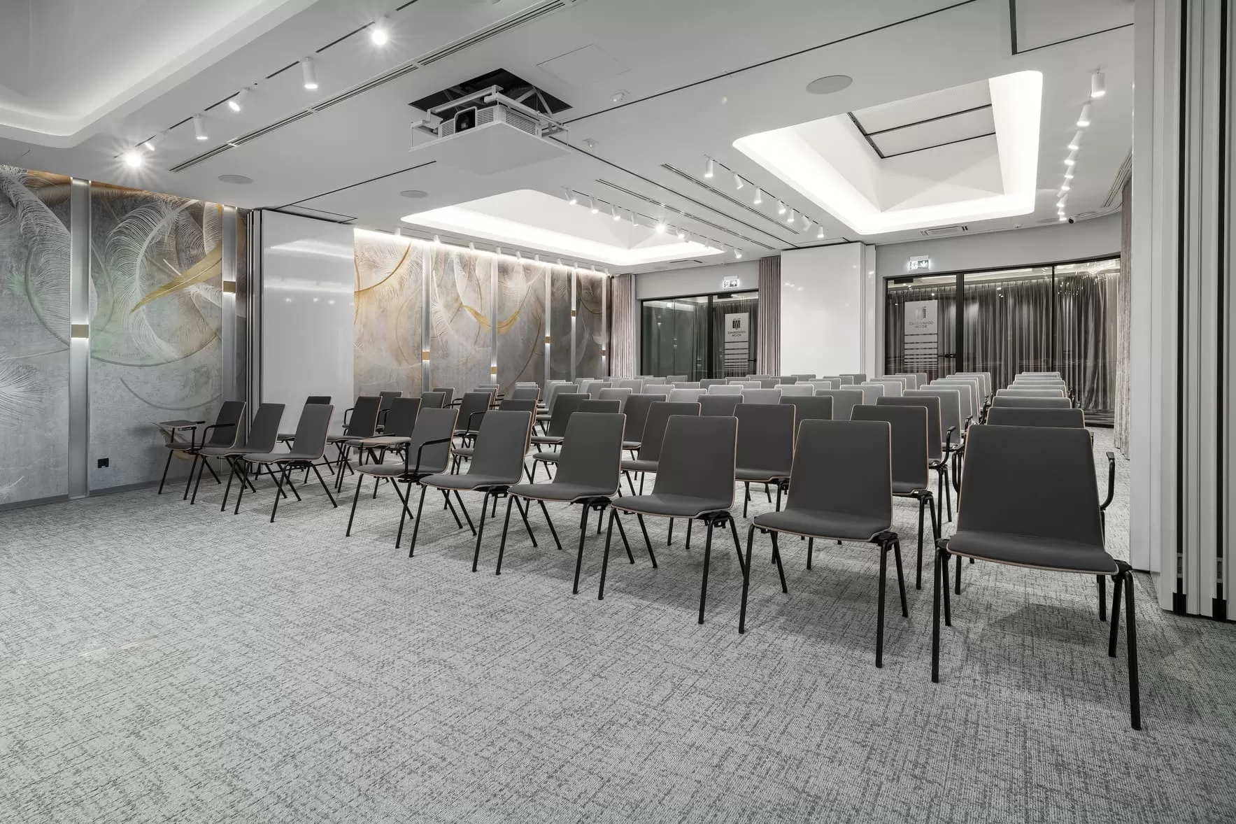 Wings Plaza - Sala Platinum