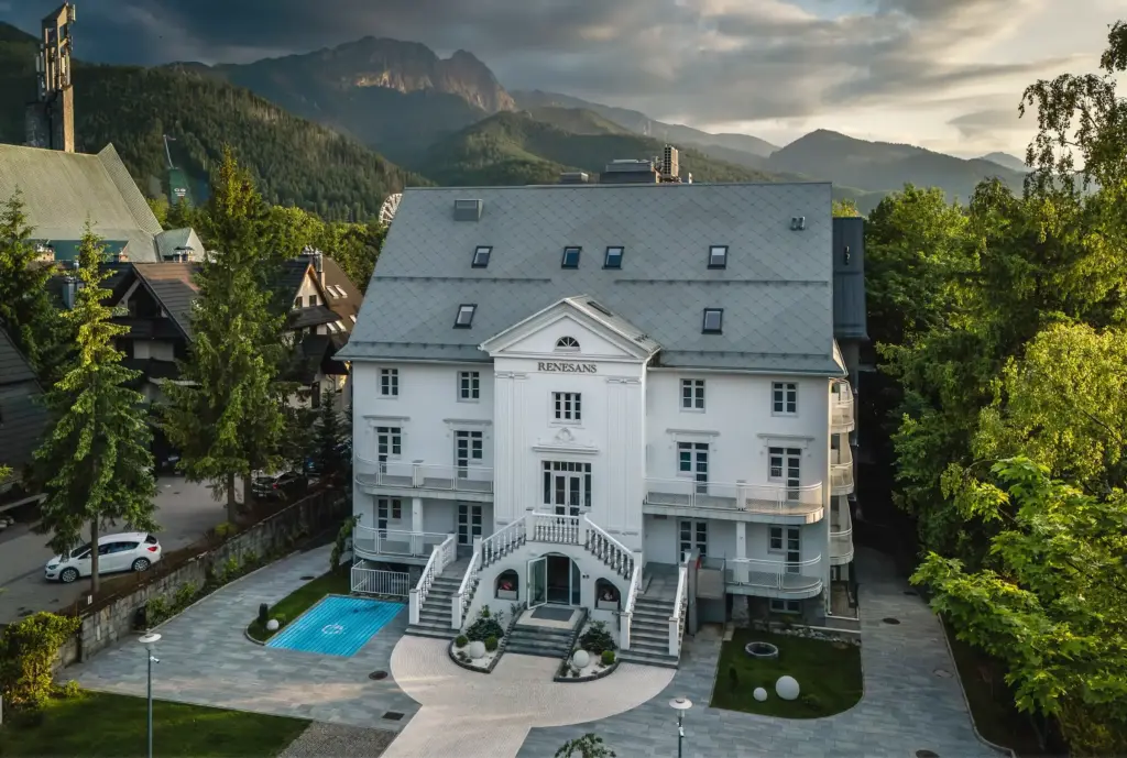 Renesans Residence