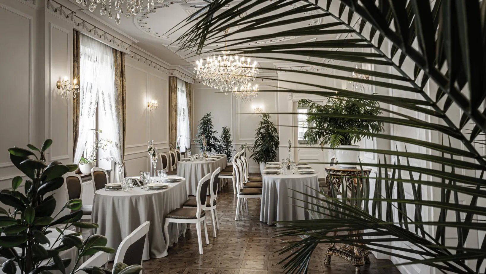 Wnętrze Sala Kryształowa-Restauracja Belle Epoque – zdjęcie 3