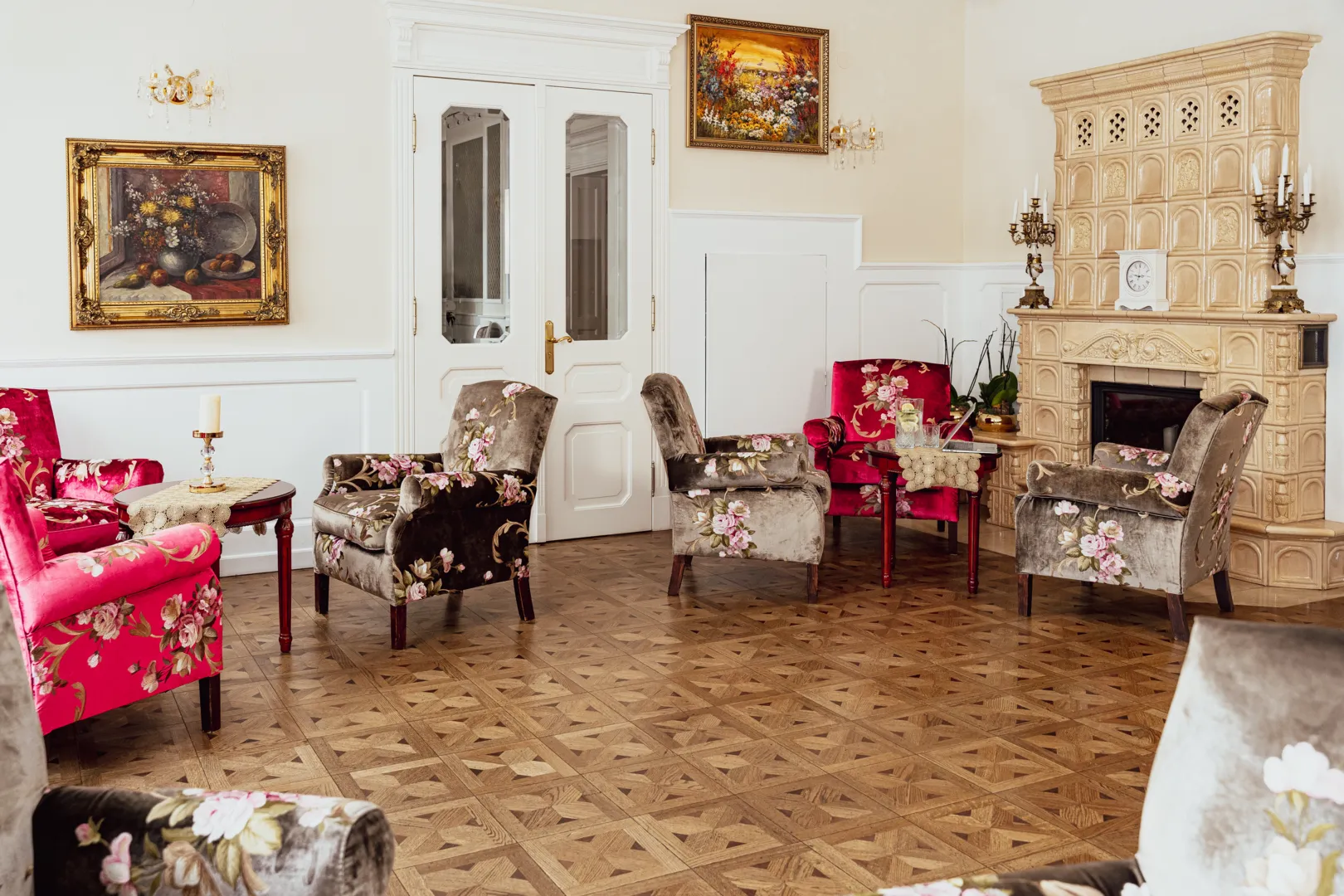 Wnętrze Sala kominkowa – zdjęcie 3