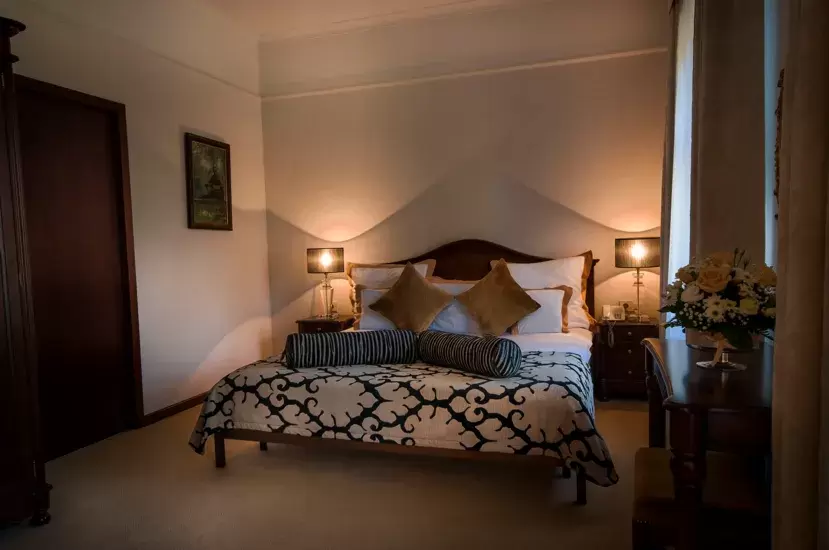 Baza noclegowa / pokoje hotelowe