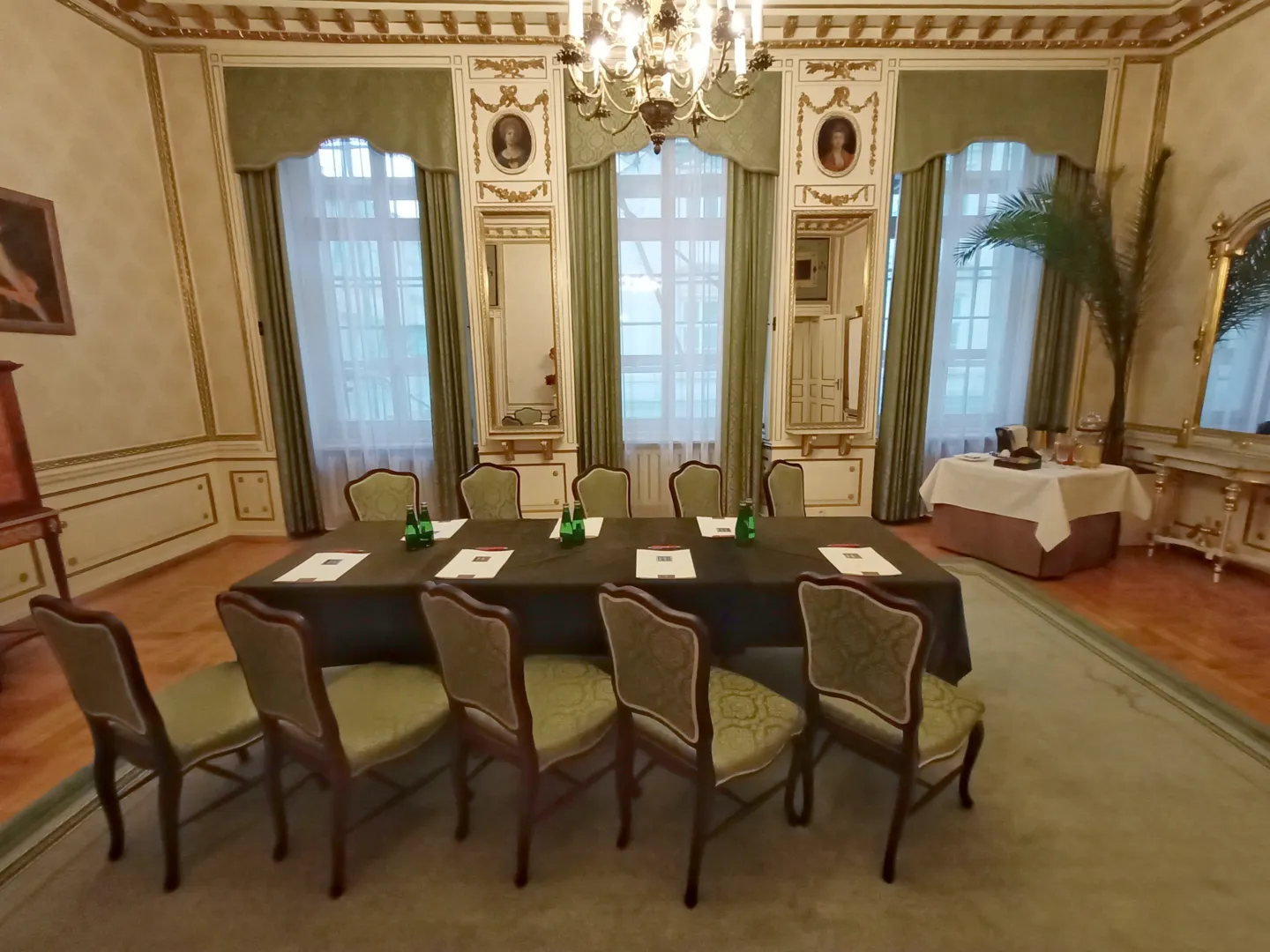Wnętrze Sala Kominkowa – zdjęcie 2