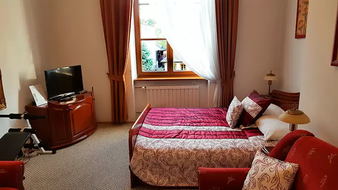 Baza noclegowa / pokoje hotelowe