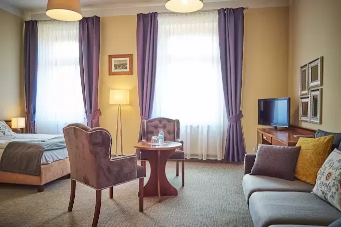 Baza noclegowa / pokoje hotelowe