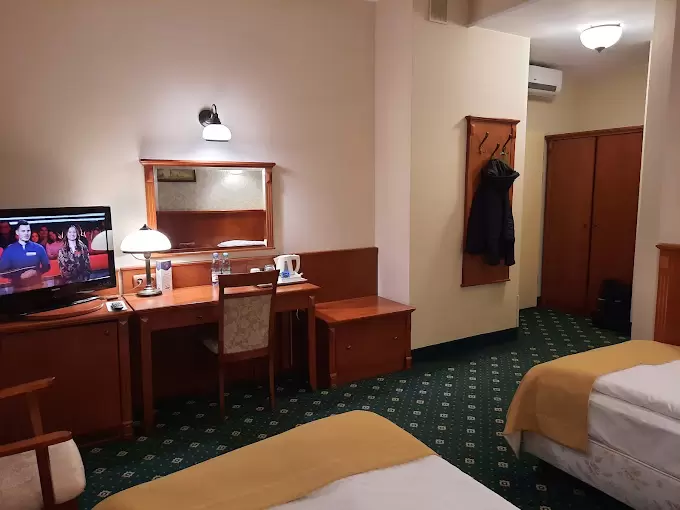 Baza noclegowa / pokoje hotelowe