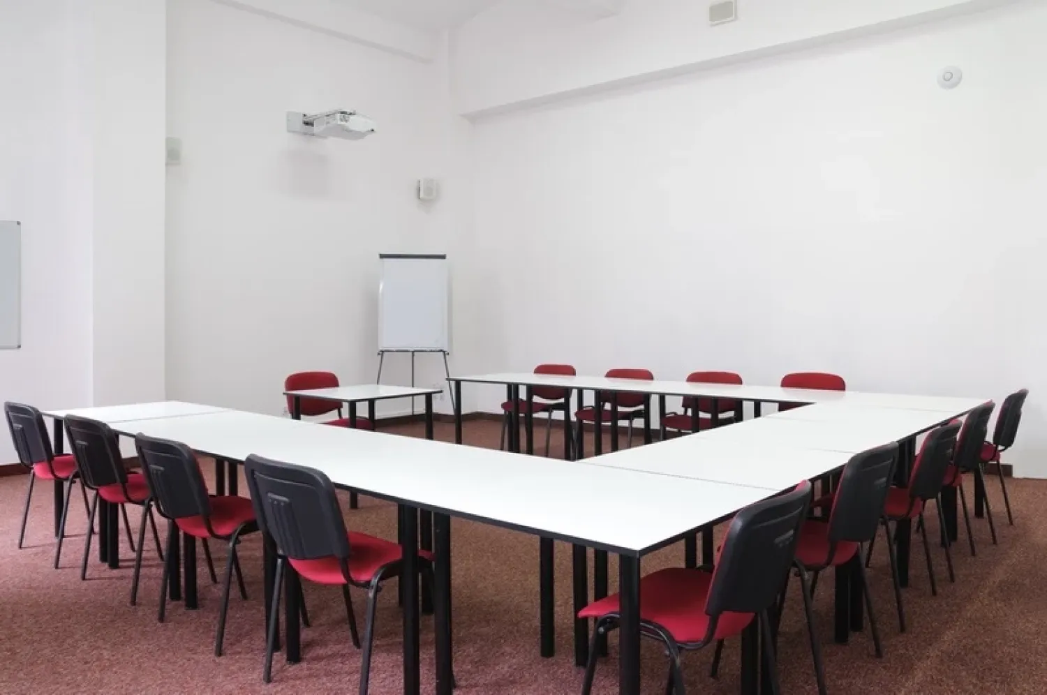 Sala Centrum Konferencyjno-Szkoleniowe Bobrowiecka 9 - A-3