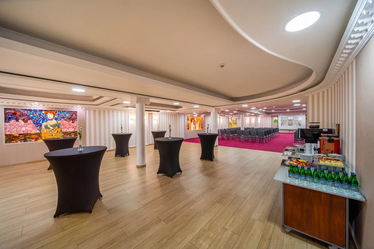 Hotel Lord**** - Sala Witrażowa