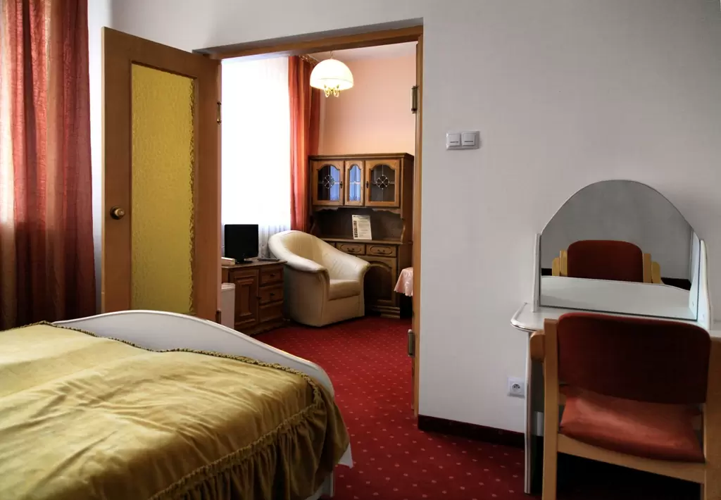 Baza noclegowa / pokoje hotelowe