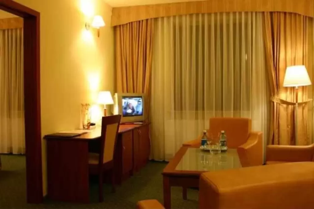 Baza noclegowa / pokoje hotelowe