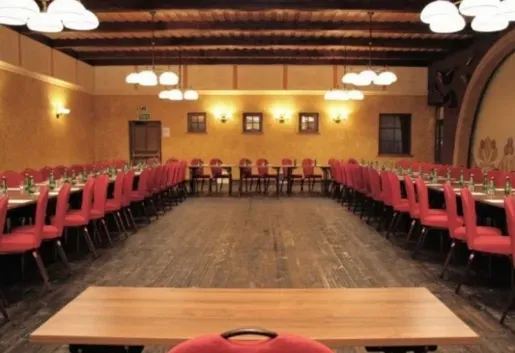 Wnętrze Sala Kasztanowa – zdjęcie 2
