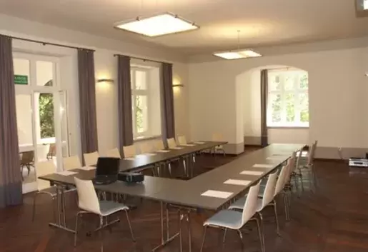 Sale szkoleniowe / zaplecze konferencyjne
