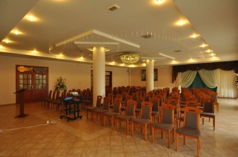 Chabrowy Dworek*** - Sala Kolumnowa