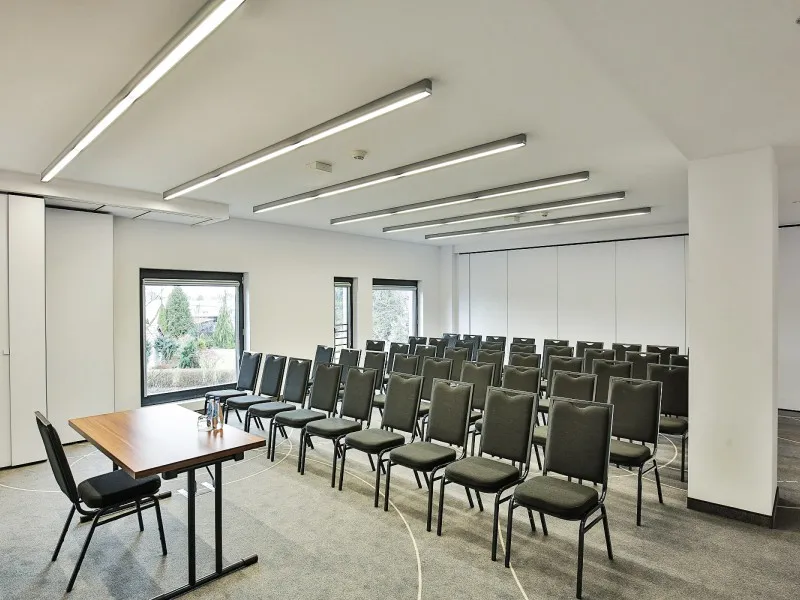 Sala Łazienkowska (J)