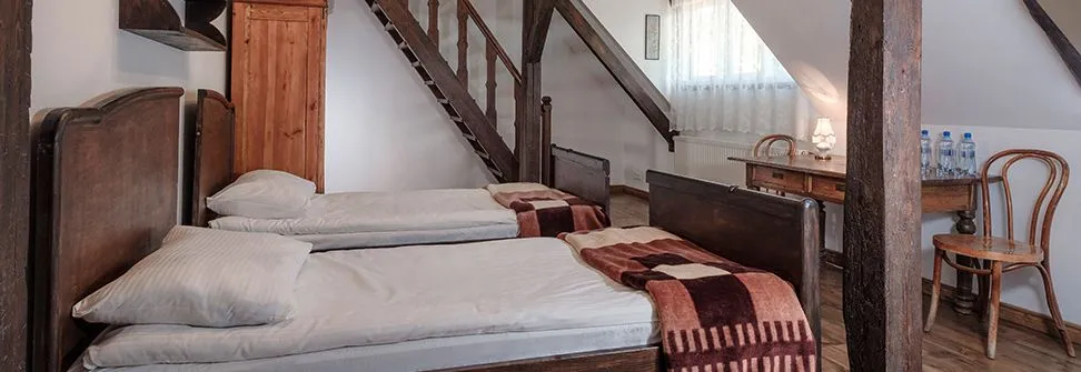 Pokój sześcioosobowy w szkole