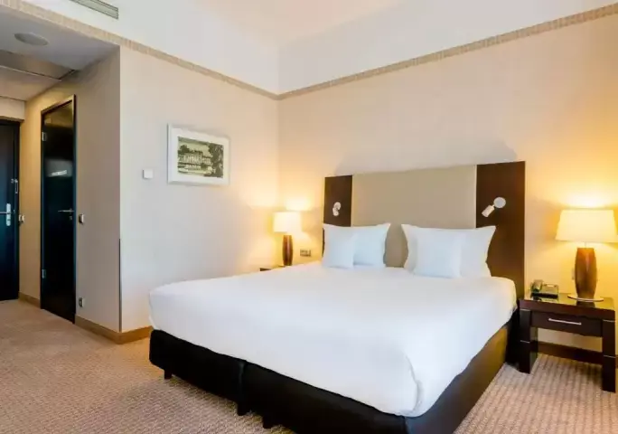 Baza noclegowa / pokoje hotelowe