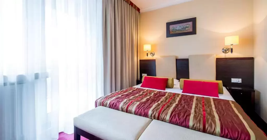 Baza noclegowa / pokoje hotelowe