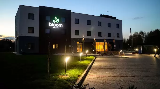 Bloom Hotel**