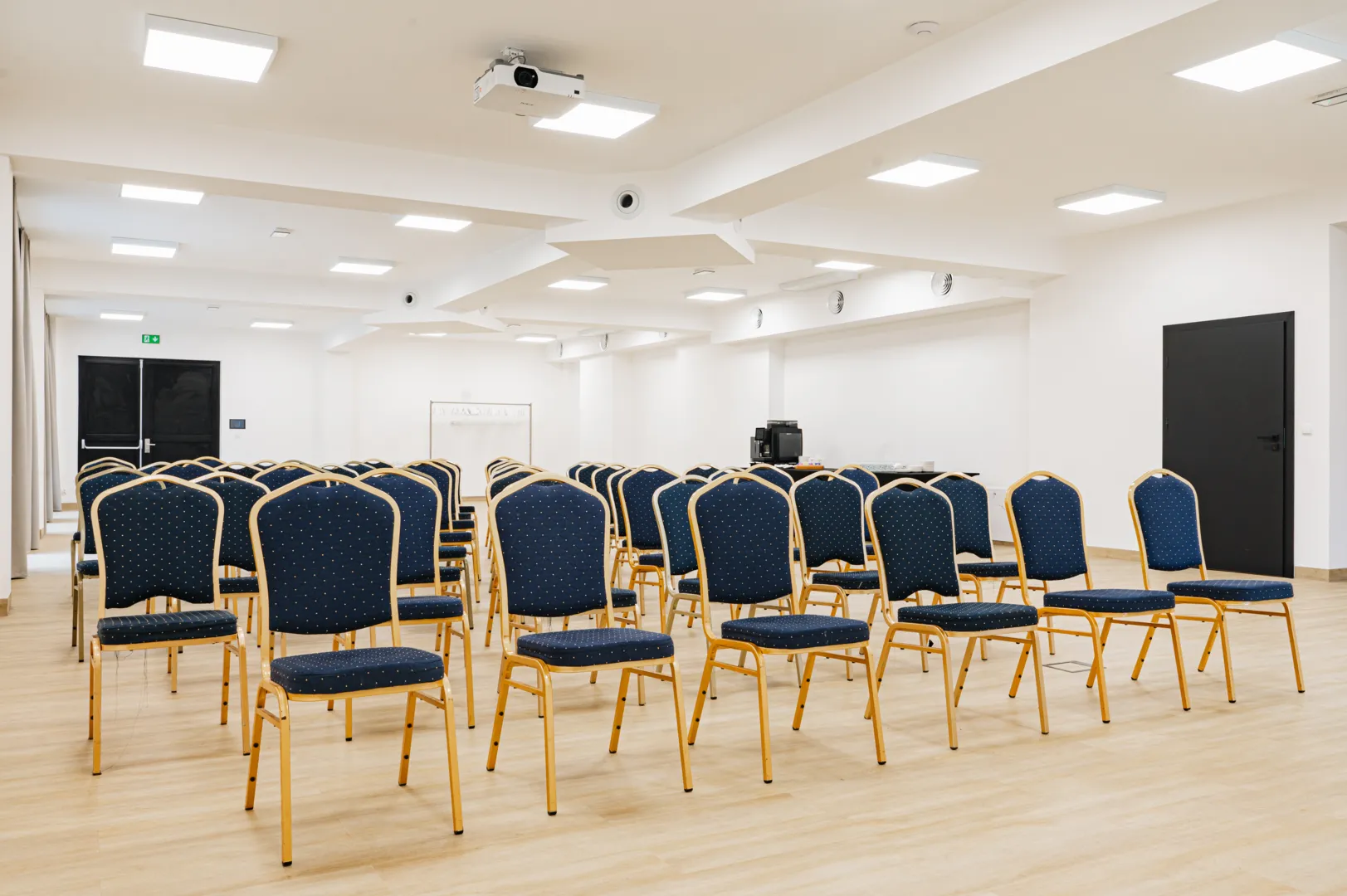 Wnętrze Sala Sosnowa – zdjęcie 3