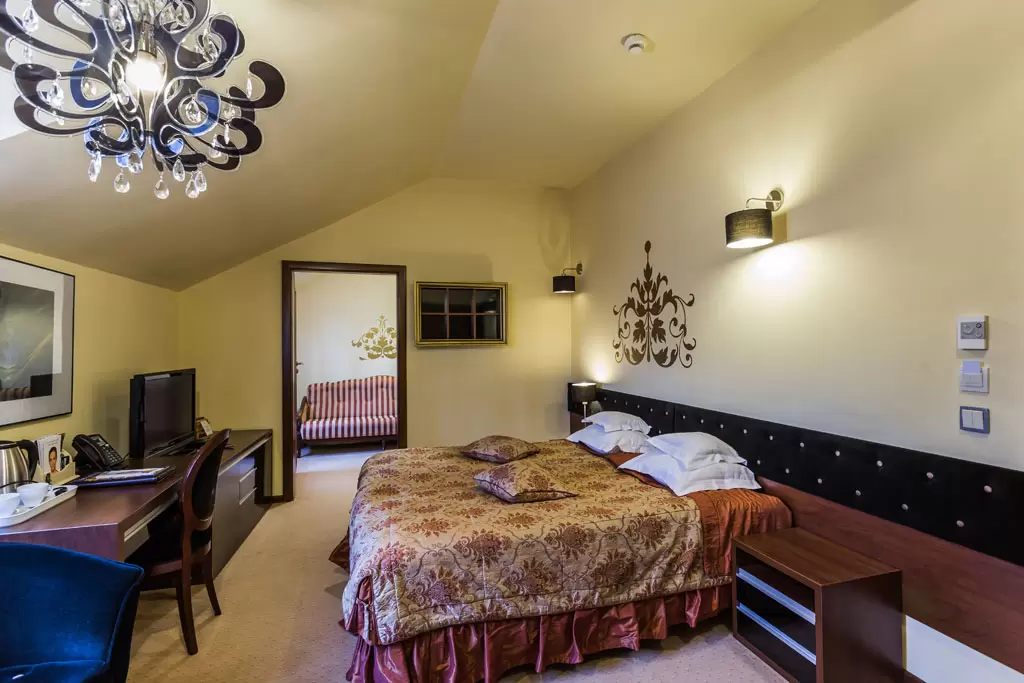 Baza noclegowa / pokoje hotelowe