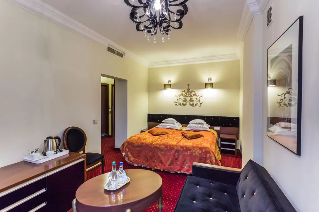 Baza noclegowa / pokoje hotelowe