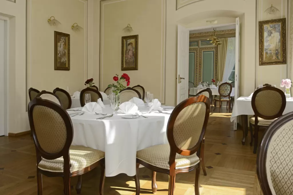 Konferencje i bankiety / restauracje hotelowe