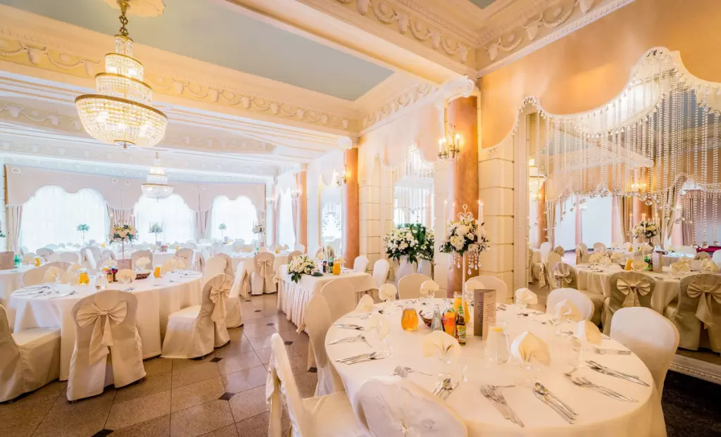 Konferencje i bankiety / restauracje hotelowe