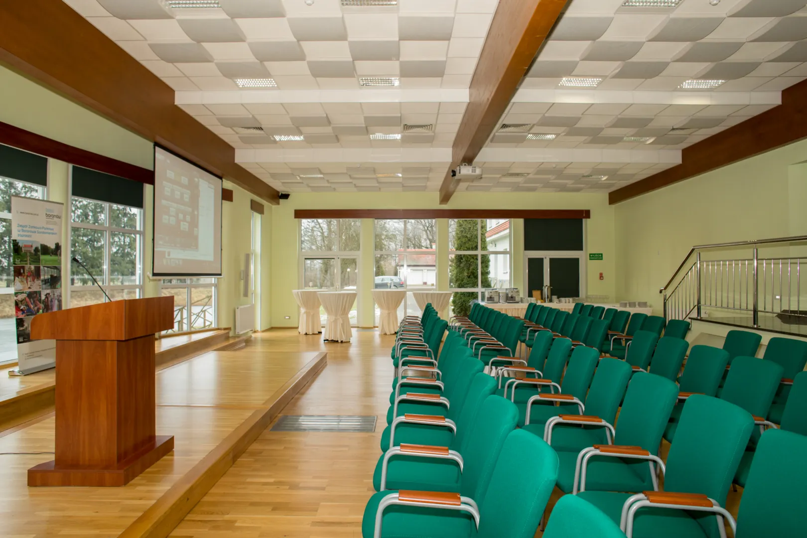 Wnętrze Sala nad Stawem - Hotel Zamkowy – zdjęcie 2