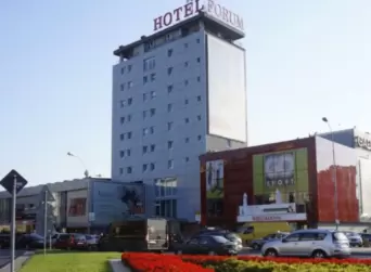 Hotel Forum***