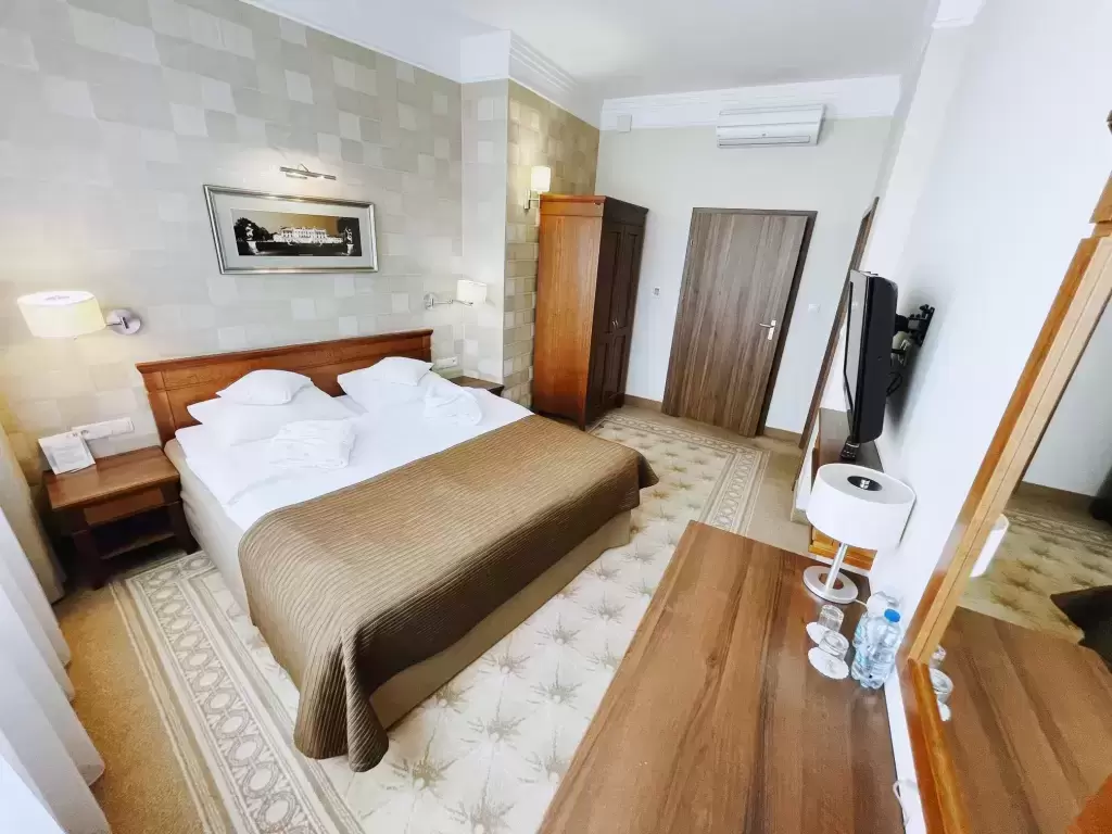 Baza noclegowa / pokoje hotelowe