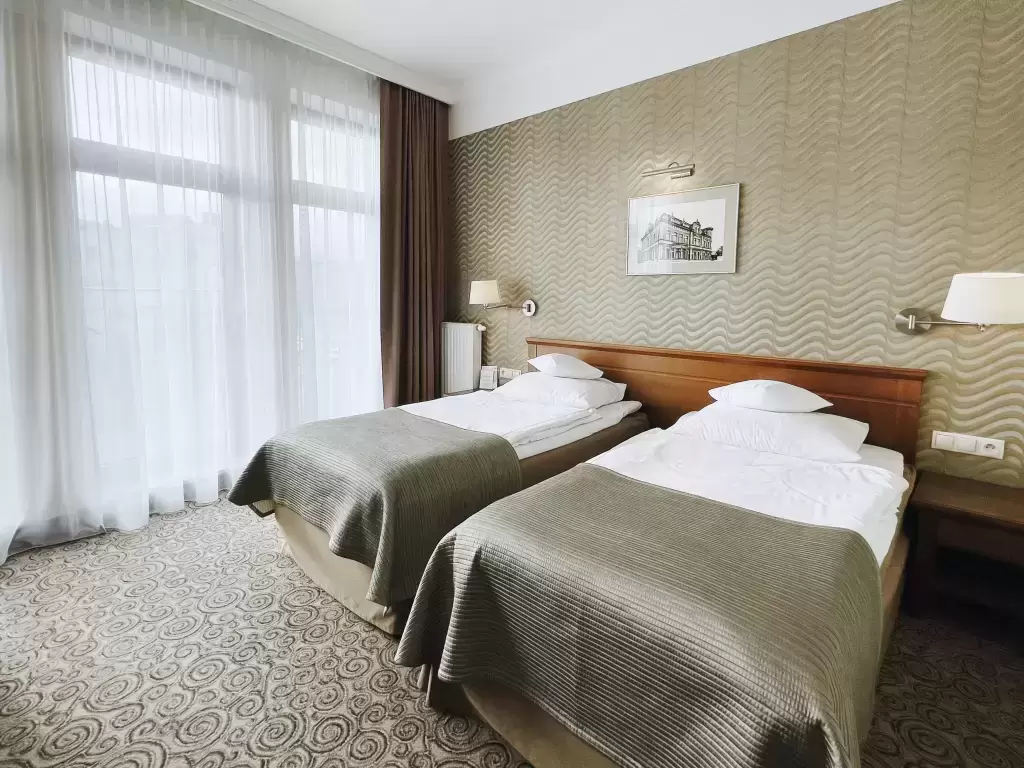 Baza noclegowa / pokoje hotelowe