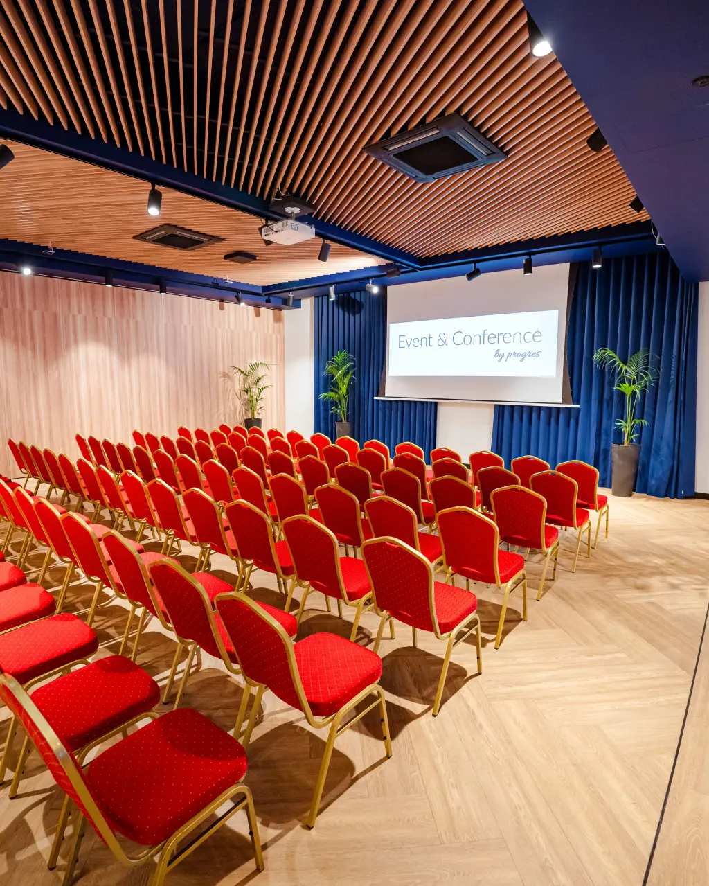 Sale szkoleniowe / zaplecze konferencyjne