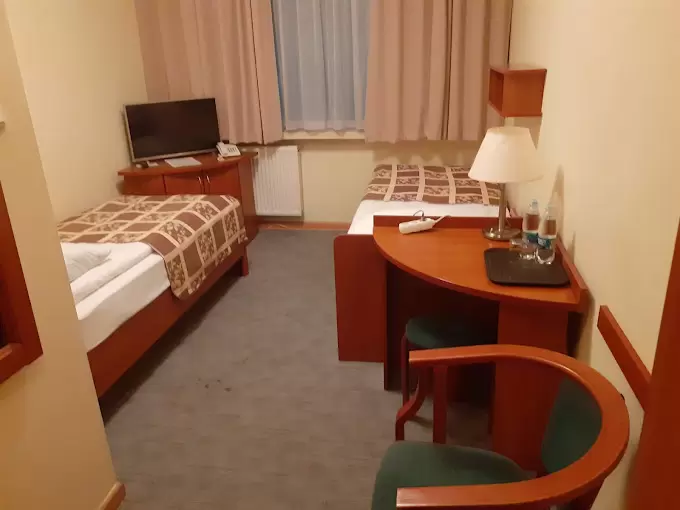 Baza noclegowa / pokoje hotelowe