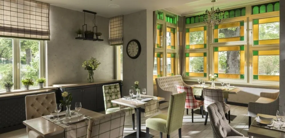 Sala restauracyjno-szkoleniowa