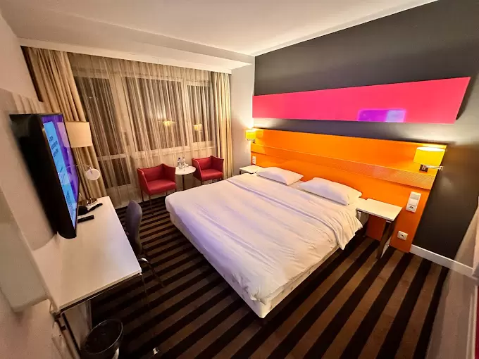 Baza noclegowa / pokoje hotelowe