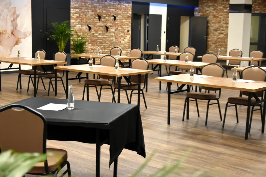Sale szkoleniowe / zaplecze konferencyjne