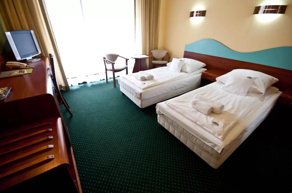 Baza noclegowa / pokoje hotelowe