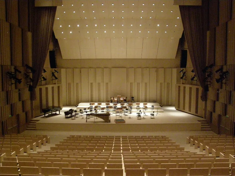 Duza sala w Filharmonia Świętokrzyska im. Oskara Kolberga