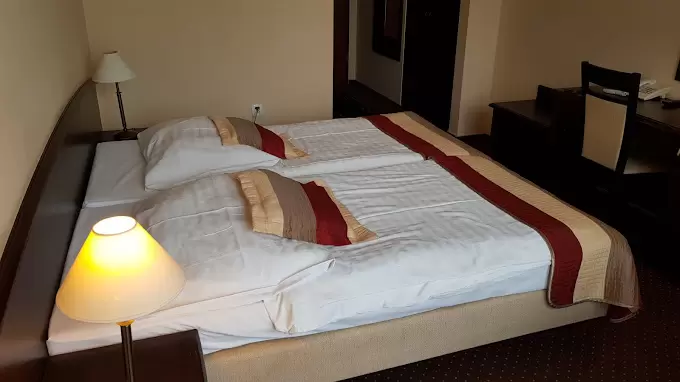 Baza noclegowa / pokoje hotelowe