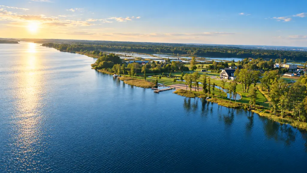 Natural Hotel w rezerwacie przy plaży na wyspie Basen & Spa na III kondygnacji