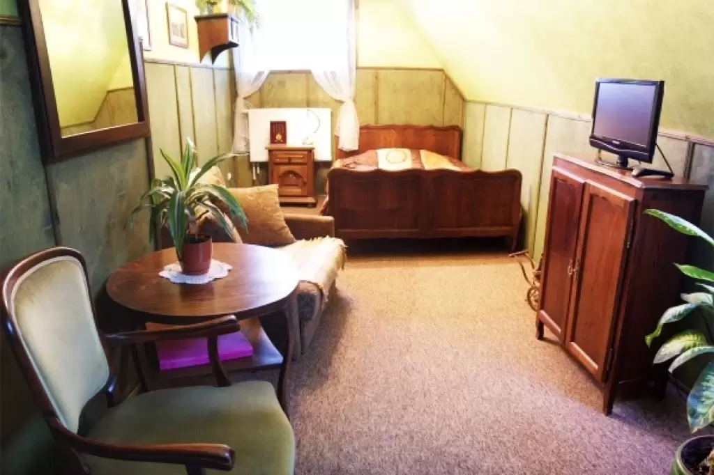 Baza noclegowa / pokoje hotelowe