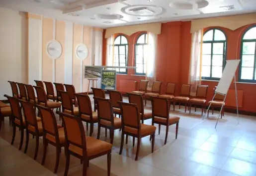 Sale szkoleniowe / zaplecze konferencyjne