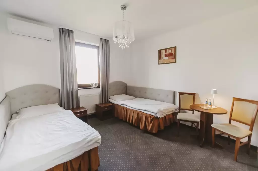 Baza noclegowa / pokoje hotelowe