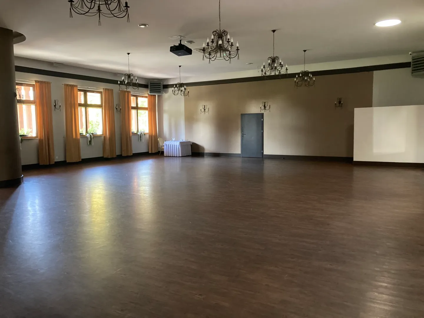 Wnętrze Sala Szmaragdowa – zdjęcie 3